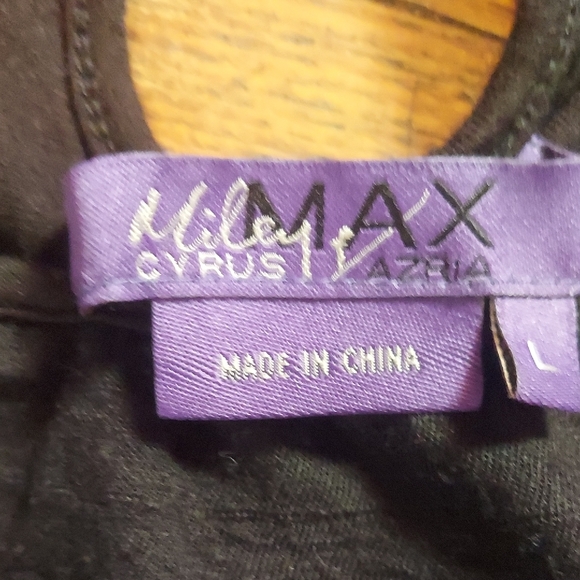 9 For $10 Miley Cyrus & Max Azria Black Dress - Picture 3 of 9